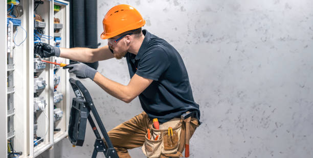 Best Local Electrician Companies  in Milton, LA